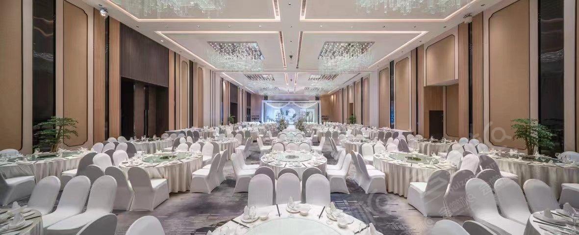 重慶五星級酒店最大容納800人的會議場地|重慶融匯半島酒店的價格與聯系方式